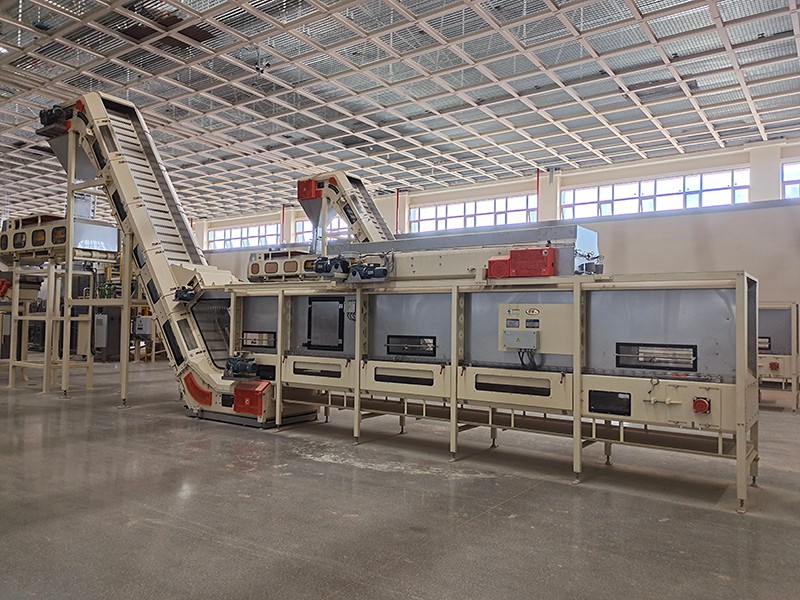Primary processing line in Hongyunhonghe Group (Honghe cigarette factory)