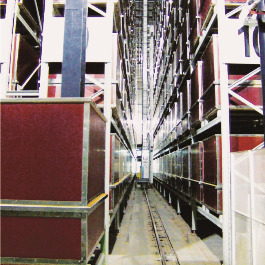 Automatic logistics system for cut-tobacco bin storage warehouse